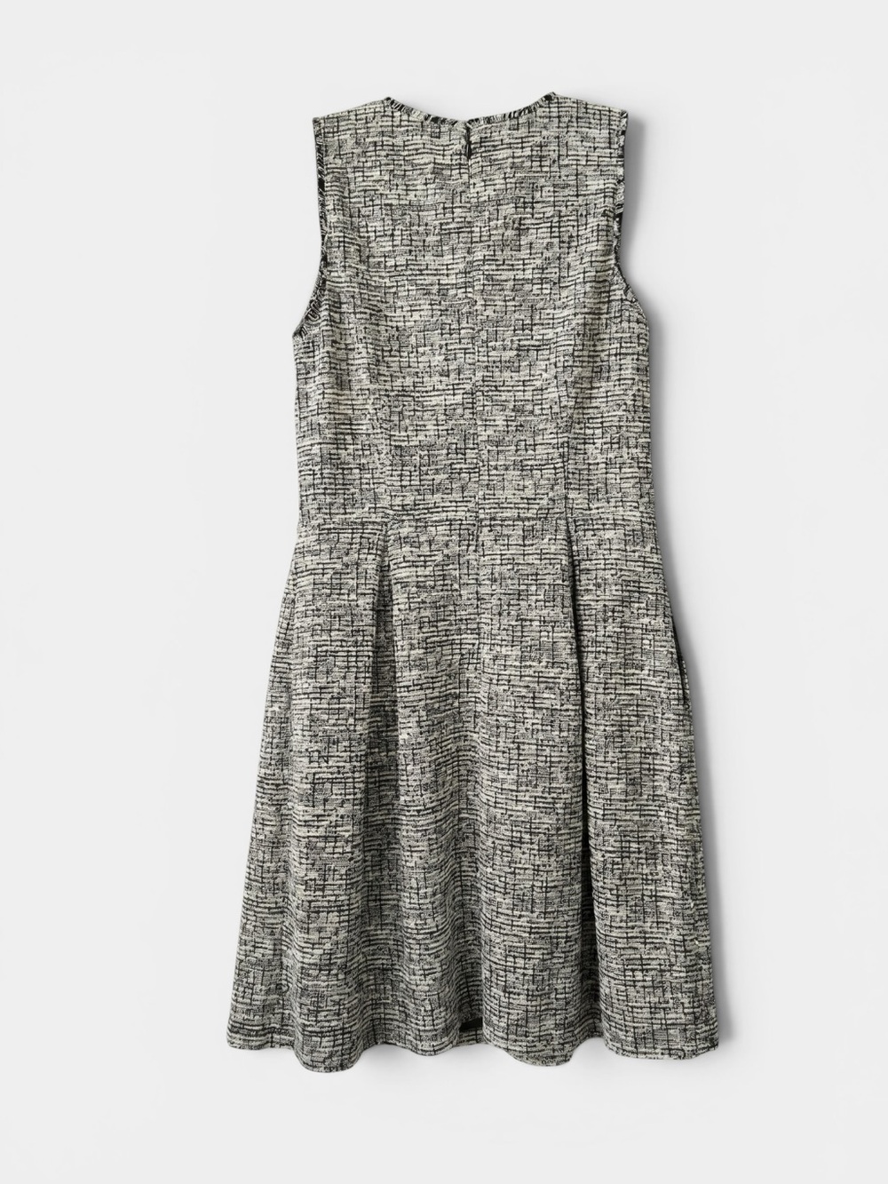 LOFT Black/White Shimmer Tweed Boucle Knit Short Dress - Size 6 (NWOT) - Picture 5 of 9